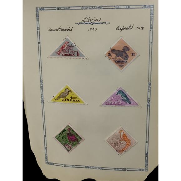 Stamp collector binder with 6 pages of stamps already attached. - Picture 6 of 10